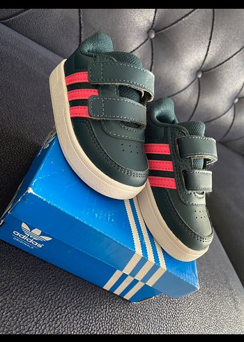 Adidas 20