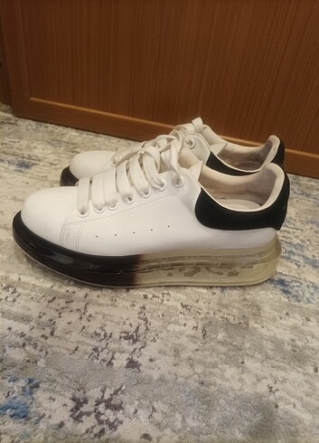 40 Beden Alexander mcQeen