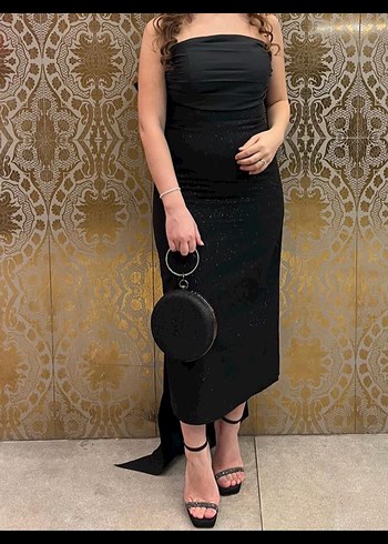 Siyah Yılan Derisi Desenli Uzun Straplez Abiye Elbise - Görsel 2