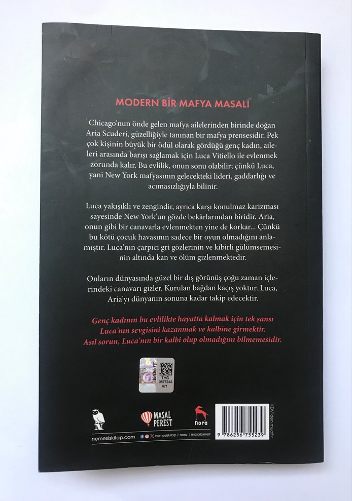 Kanlı Mafya Günlükleri Serisi 2 Kitap Onur - Görev - Görsel 3