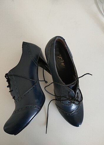 39 Beden Lacivert Topuklu bootie