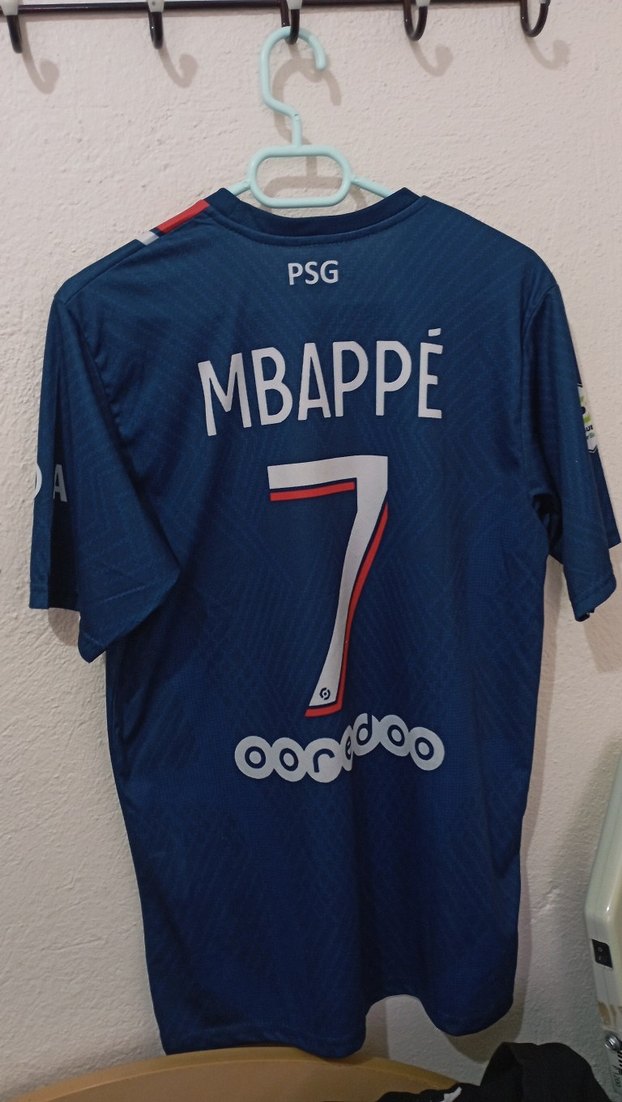 Paris Saint-Germain mbappe forma - Görsel 2
