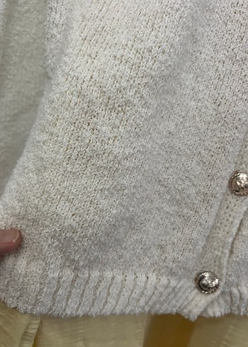 Beyaz Rahat Örgü Kadın Hırka - Görsel 7