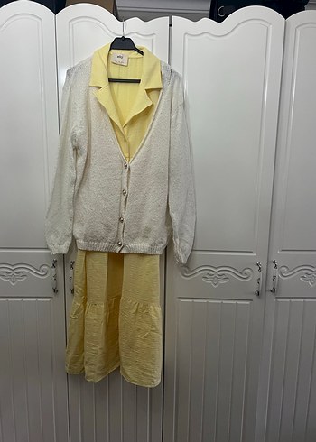 Beyaz Rahat Örgü Kadın Hırka - Görsel 3