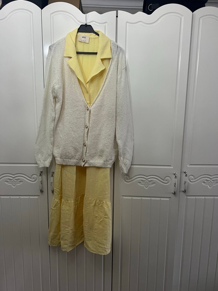 Beyaz Rahat Örgü Kadın Hırka - Görsel 3