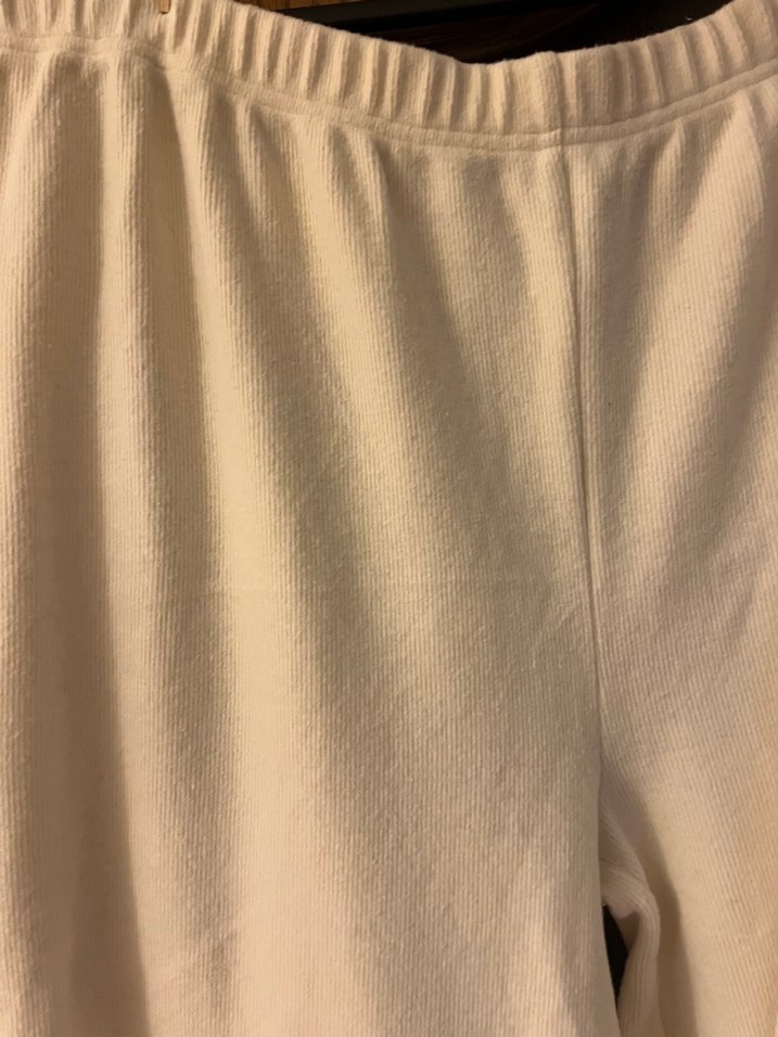 Kadın Beyaz Rahat Kesim Pijama Takımı - Görsel 5