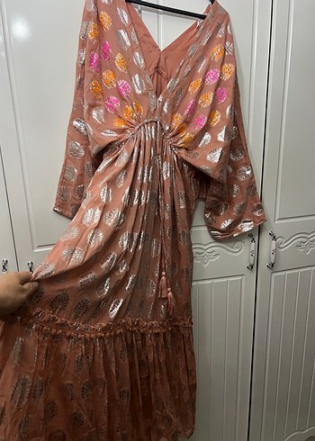 Kahverengi Nakışlı Uzun Bohem Elbise - Görsel 2