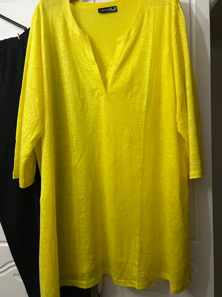 Sarı Tunik ve Siyah Rahat Keten Pantolon - Görsel 2