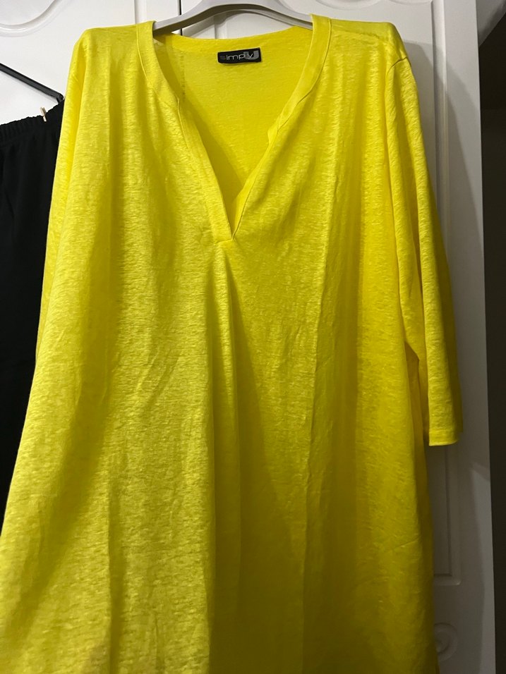 Sarı Tunik ve Siyah Rahat Keten Pantolon - Görsel 3