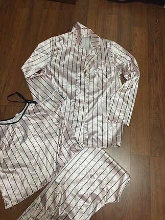 Diğer Üç parça pijama takım