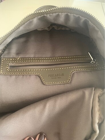  Beden Pull and Bear Sırt Çantası