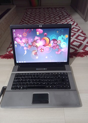 HP Gri Dizüstü Bilgisayar