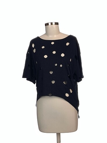 Diğer T-shirt %70 İndirimli.