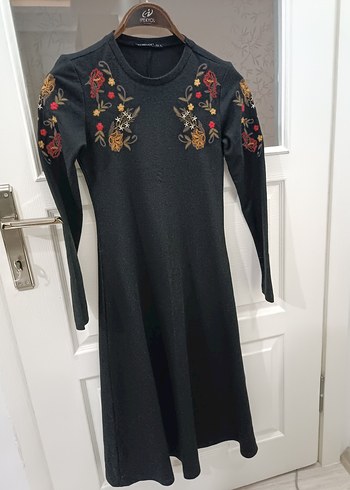 Nakışlı Siyah Uzun Bohem Elbise - Görsel 3