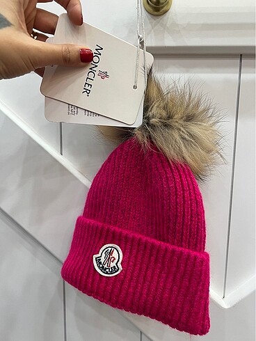  Beden pembe Renk Moncler bere