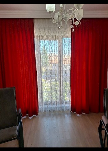 Klasik Nakışlı Parlak Kırmızı Perde - Görsel 3