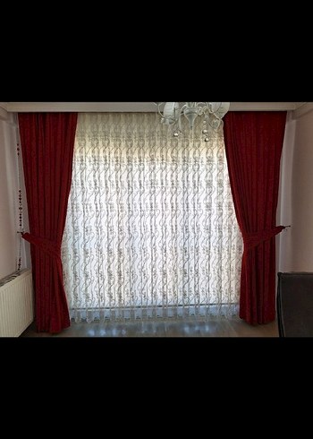 Klasik Nakışlı Parlak Kırmızı Perde - Görsel 4