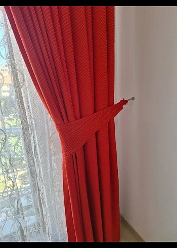 Klasik Nakışlı Parlak Kırmızı Perde - Görsel 6