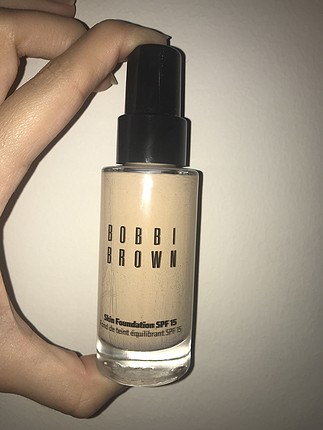 Bobbi brown skin foundation warm sand