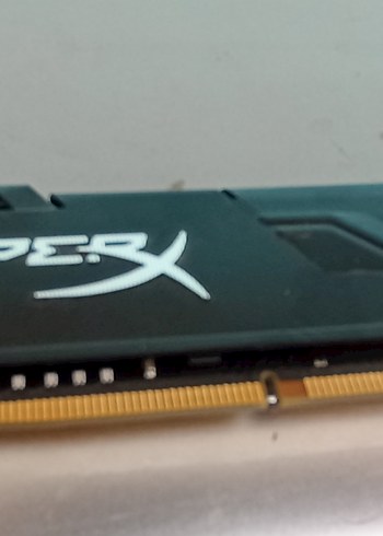 HyperX 8 GB Ddr4 3600 mhz