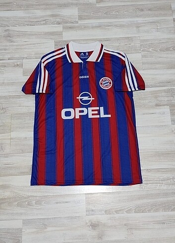 Bayern Münih Retro Forma 