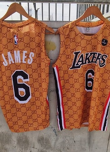 Los Angeles Lakers x Gucci 