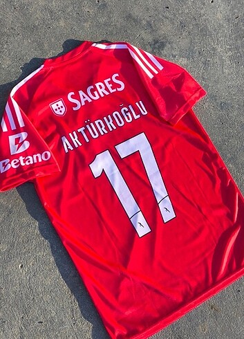 xxl Beden kırmızı Renk Benfica Kerem Aktürkoğlu Forması 