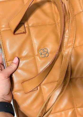 Kahverengi Deri Kadın Omuz Çantası - Görsel 3