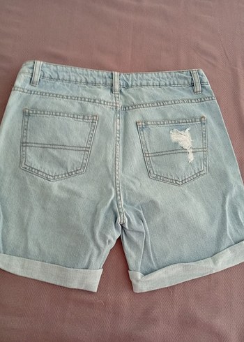 Yırtık Detaylı Rahat Kesim Kadın Kot Şort - Görsel 5