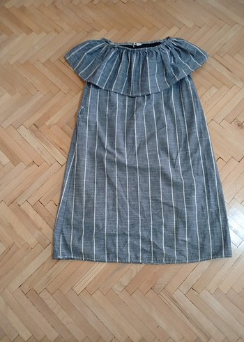Diğer omuzu düşük midi elbise