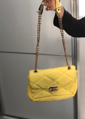 Sarı Deri Kadın Çanta Tokalı Zincirli - Görsel 3