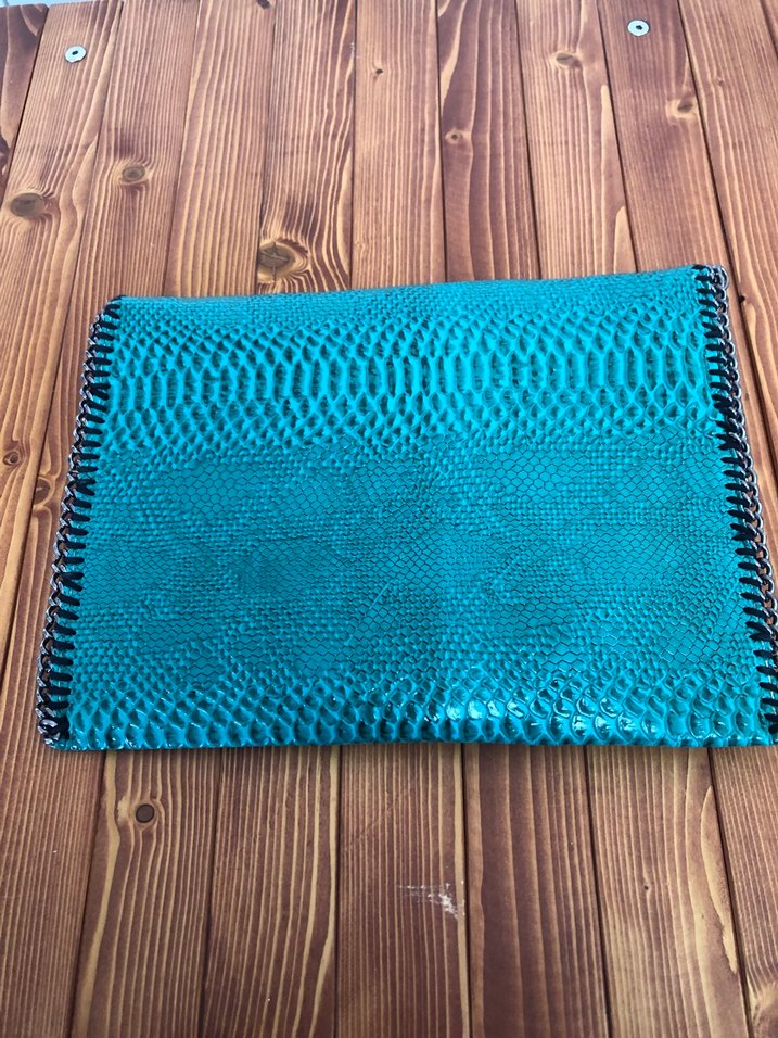 Yeşil Yılan Derisi Desenli Zincir Detaylı Çanta - Görsel 5