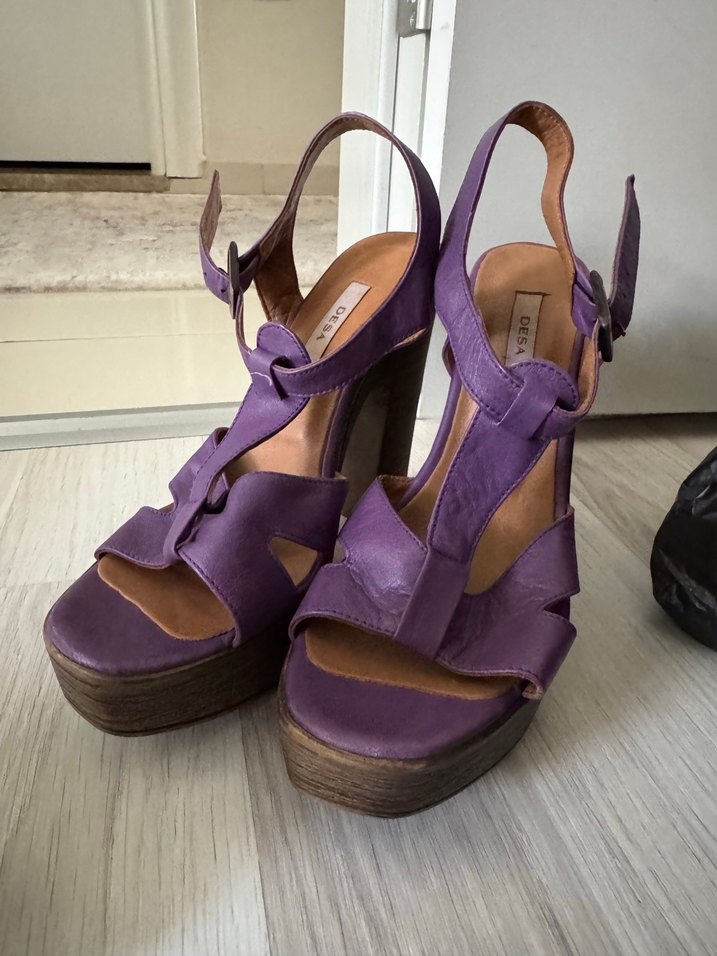 Mor Tokalı Platform Topuklu Kadın Sandalet - Görsel 3