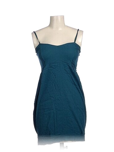 PreLoved Kısa Elbise %70 İndirimli.
