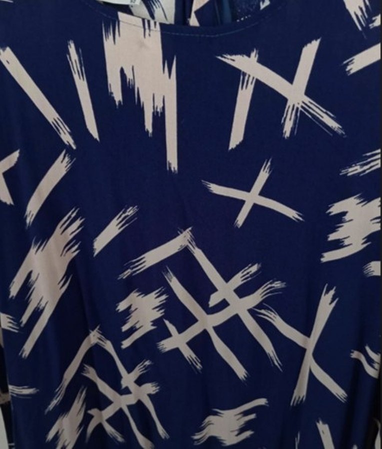 Mavi Desenli Uzun Kadın Elbise - Görsel 5