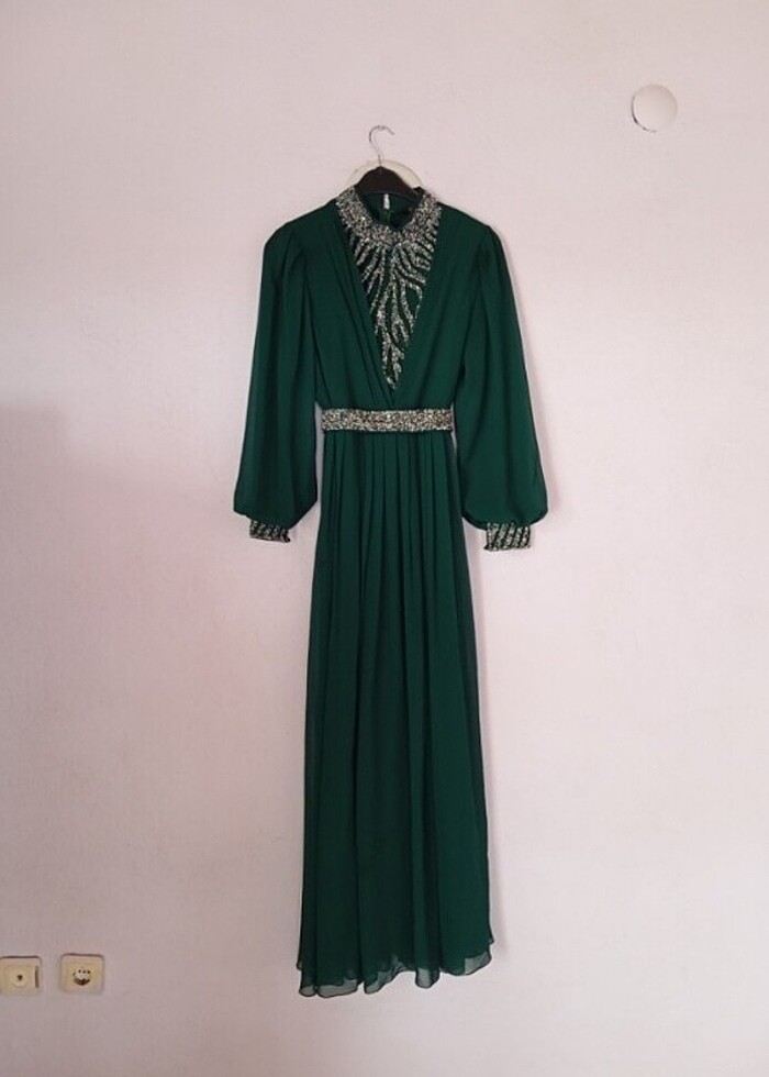 Kadın uzun abiye - Görsel 2