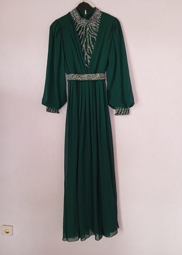 Kadın uzun abiye - Görsel 3