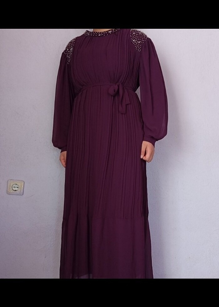 Pileli elbise - Görsel 2