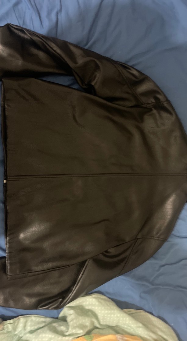 ZARA 
Siyah Deri Kadın Ceket Fermuarlı - Görsel 5