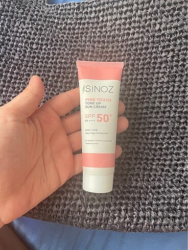 Sinoz eşitleyici güneş kremi
