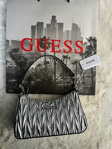 Guess Kol Çantası