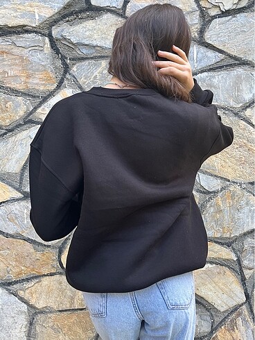 Diğer Yorgan gibi kalın bir oversize sweatshirt düşünün yumuşacık içi