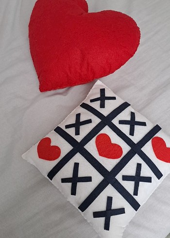Kalp ve X O Yastık - Görsel 2