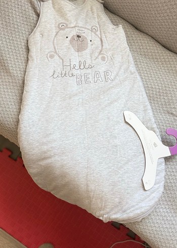 Yeni hiç kullanılmadı askısı ile birlikte Gri Bebek Uyku Tulumu - Görsel 4
