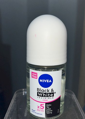 Nivea Kadın Roll-On Black & White 72 Saat