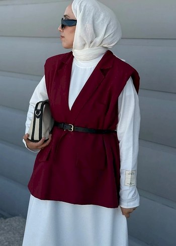 Bordo Kemerli Notch Yaka Kadın Yelek
