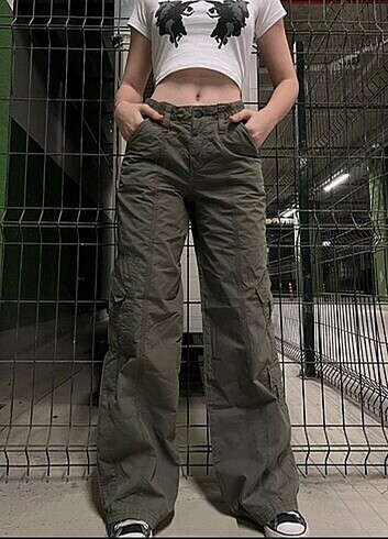 y2k urbanoutfitters yeşil kargo pantolon