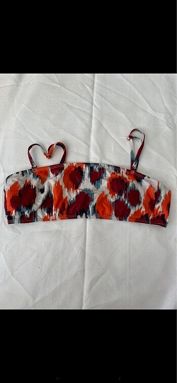 Bikini üstü