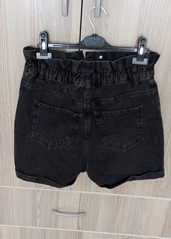 Koton Siyah Kemerli Bol Kesim Mini Denim Şort