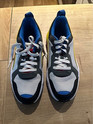 Puma sneakers